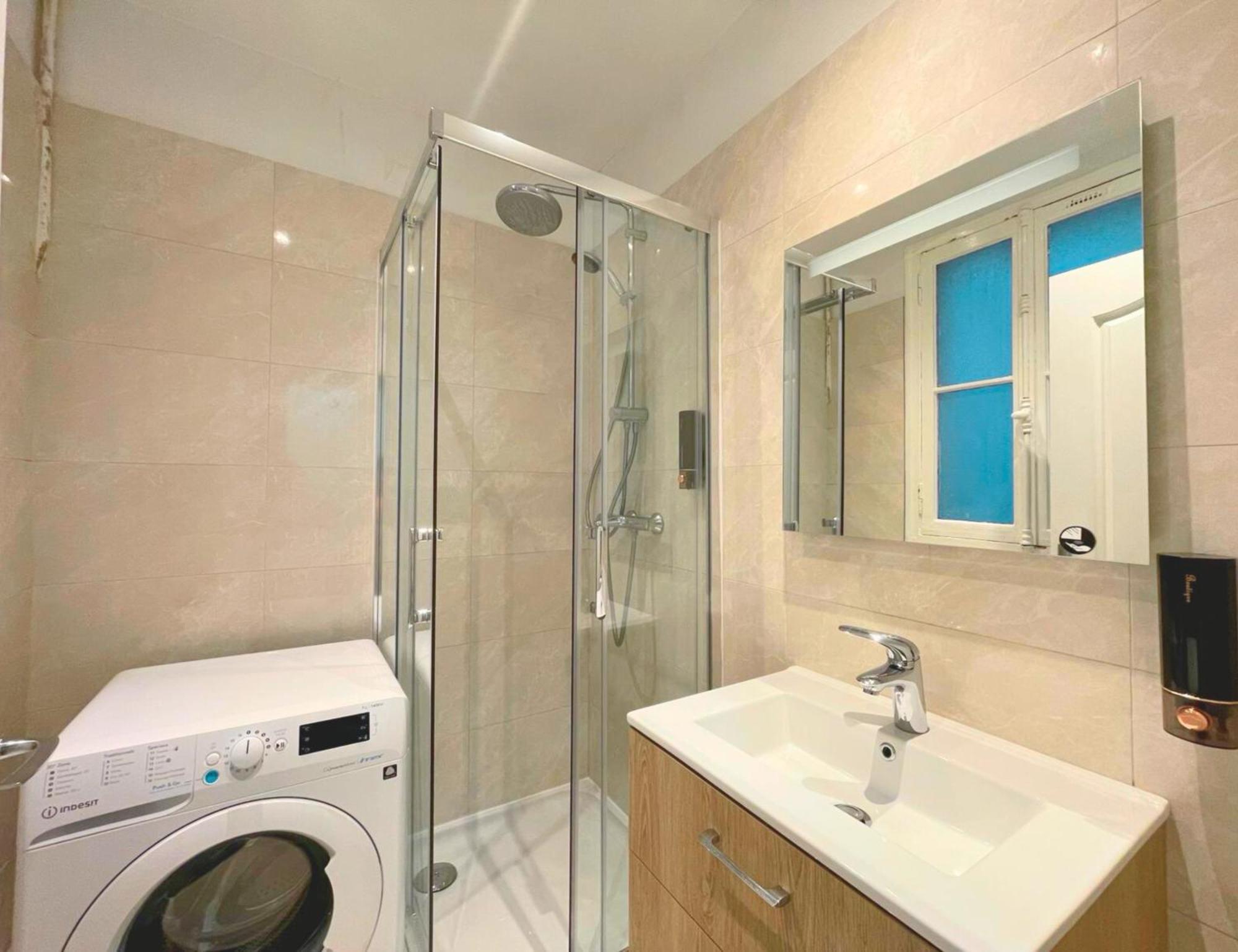 Chambre Lit Double Et Salon Avec Canape-Lit A 10 Minutes Des Champs Elysees Paris Exterior foto